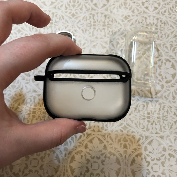 AirPod Pro Case Set - Picture 7 of 8